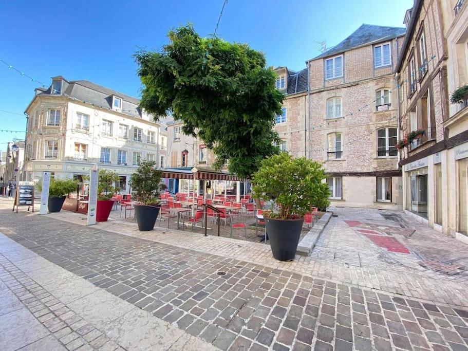 Maison Des Chenizelles Laon Exterior photo